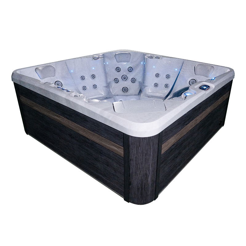 Back yard spa 5 person hot tub with 2 loungers