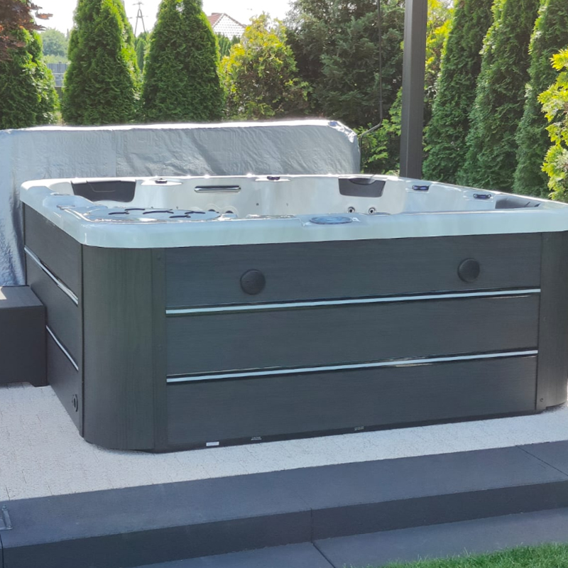 How do I know if my deck can support a spa hot tub?