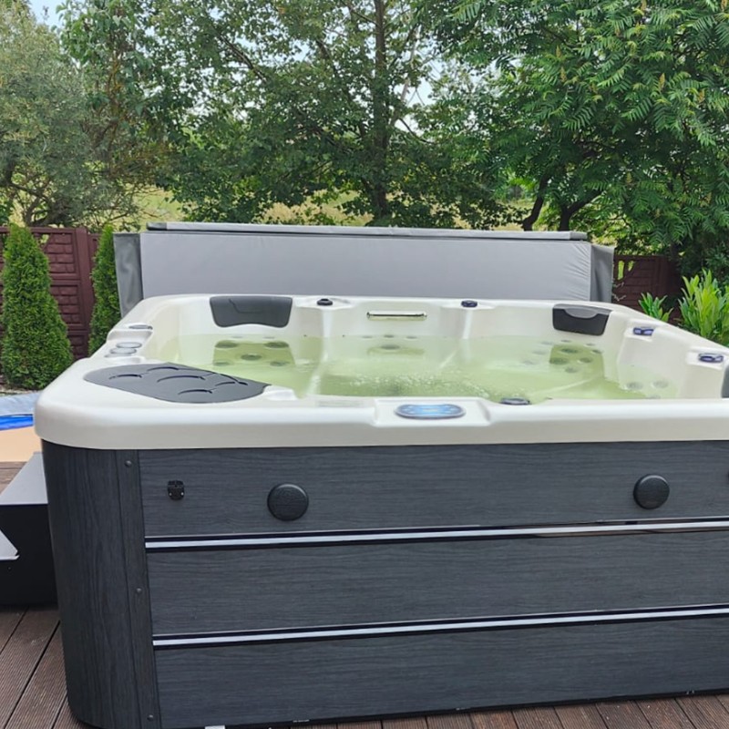 outdoor hot bathtub outdoor hot bathtub