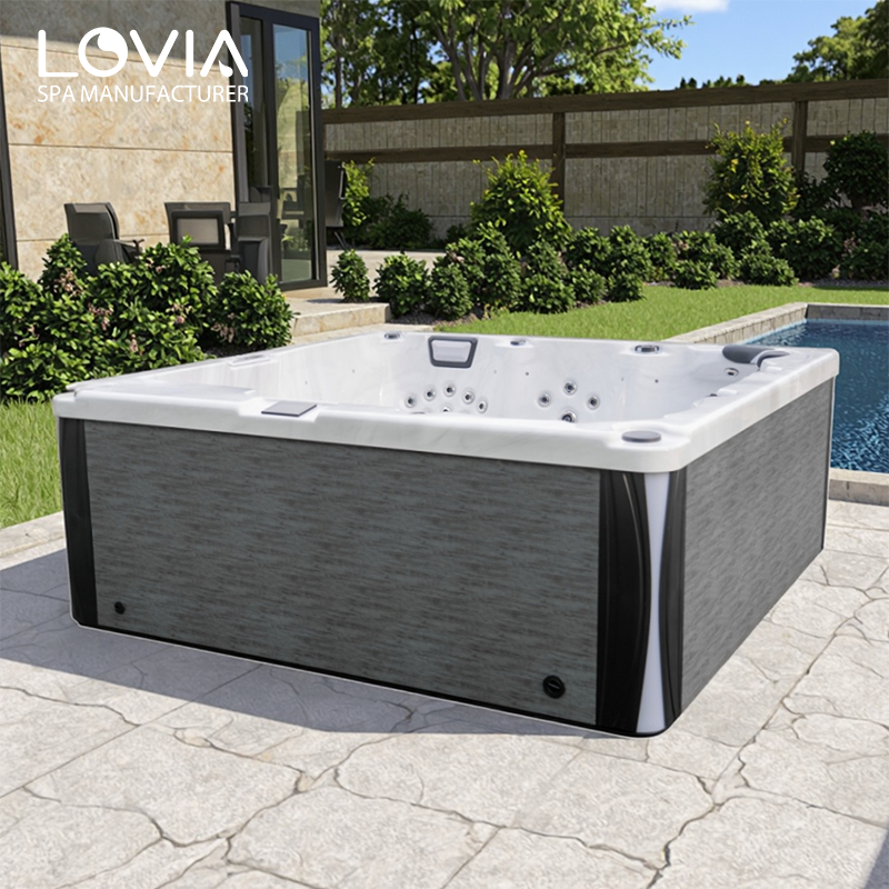 Как да решим проблема с жълтата вода в джакузито на спа центъра?