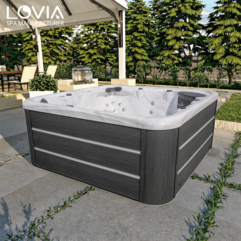 outdoor whirlpool spa
