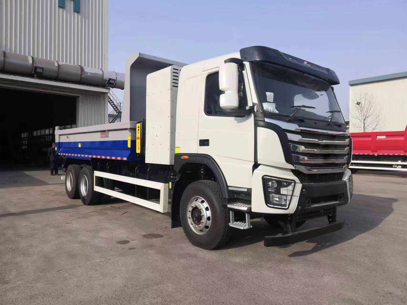 Pure electric dump truck
