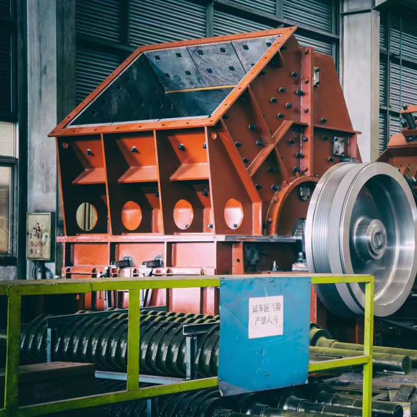 toothed roller crushing machine