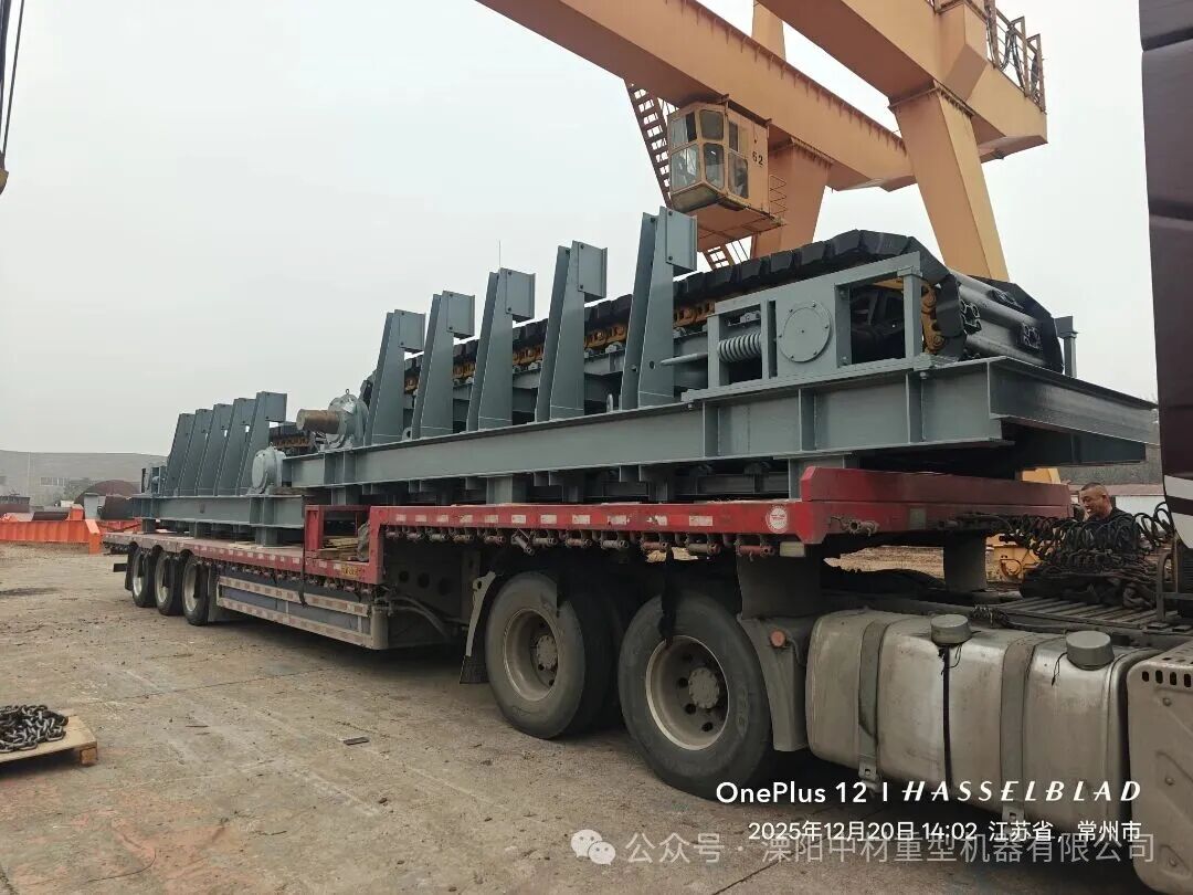 Conveying products Conveying products