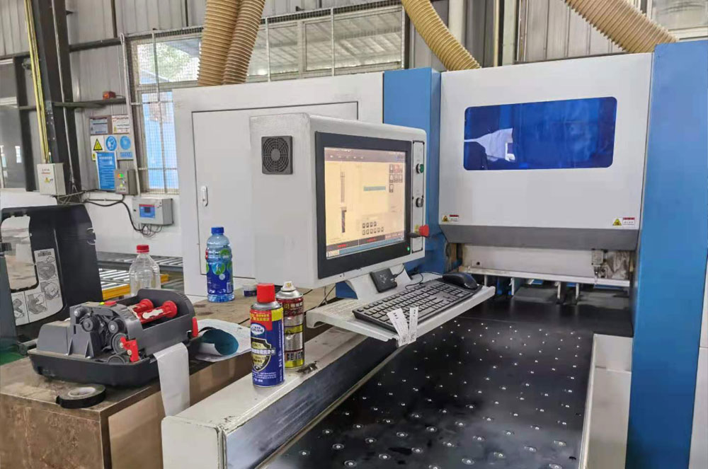 Micro electronic saw