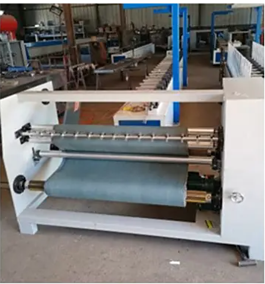 Thin film slitting knife