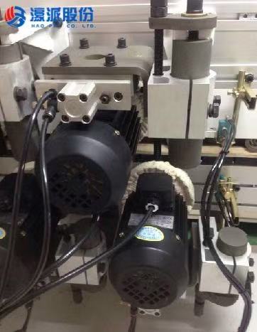 Edge banding machine polishing device