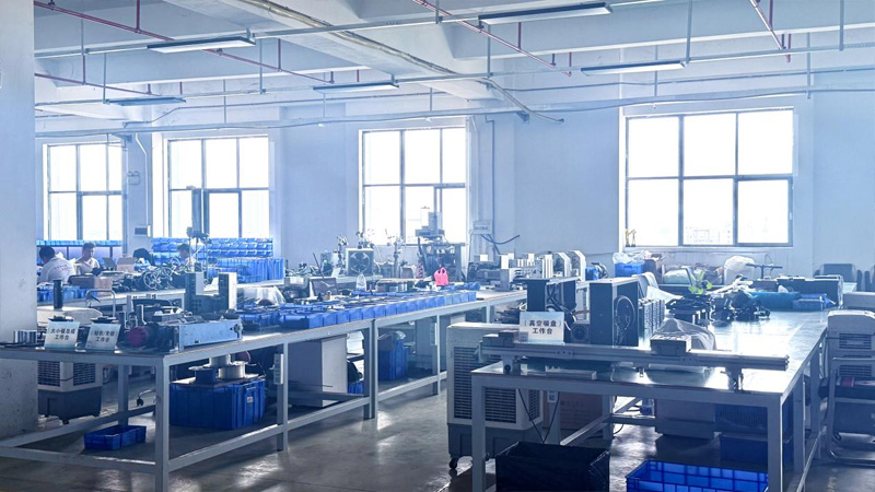 Çin Malı Üretiminin Yükselişi: Yerli Ağaç İşleme Makineleri Elektrik Bileşenleri İthal İkamesini ve Teknolojik Üstünlüğü Nasıl Sağlıyor?