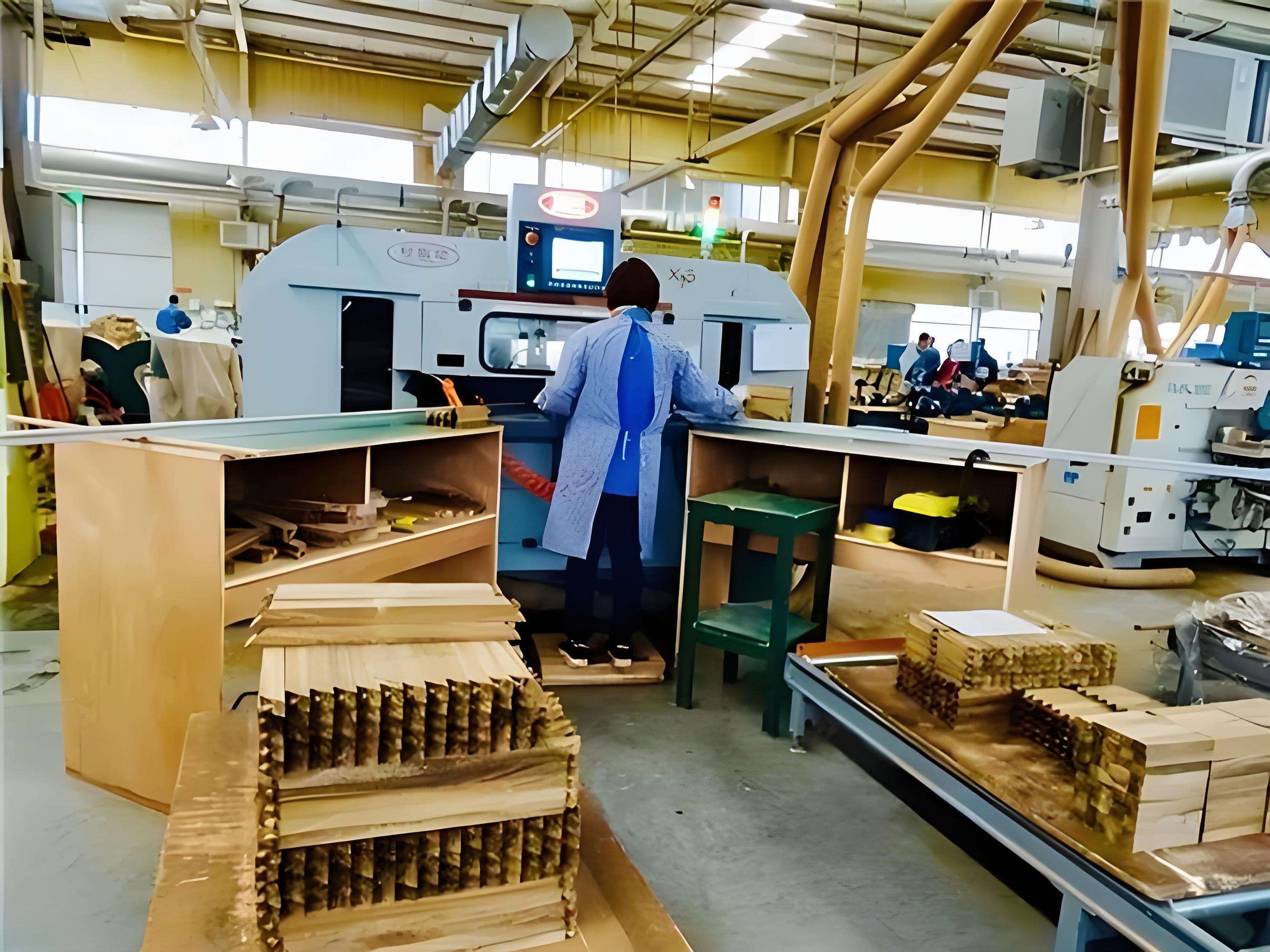 Mobilya sektöründe seri kişiselleştirme, fabrika otomasyonuyla dijital olarak nasıl entegre edilebilir?