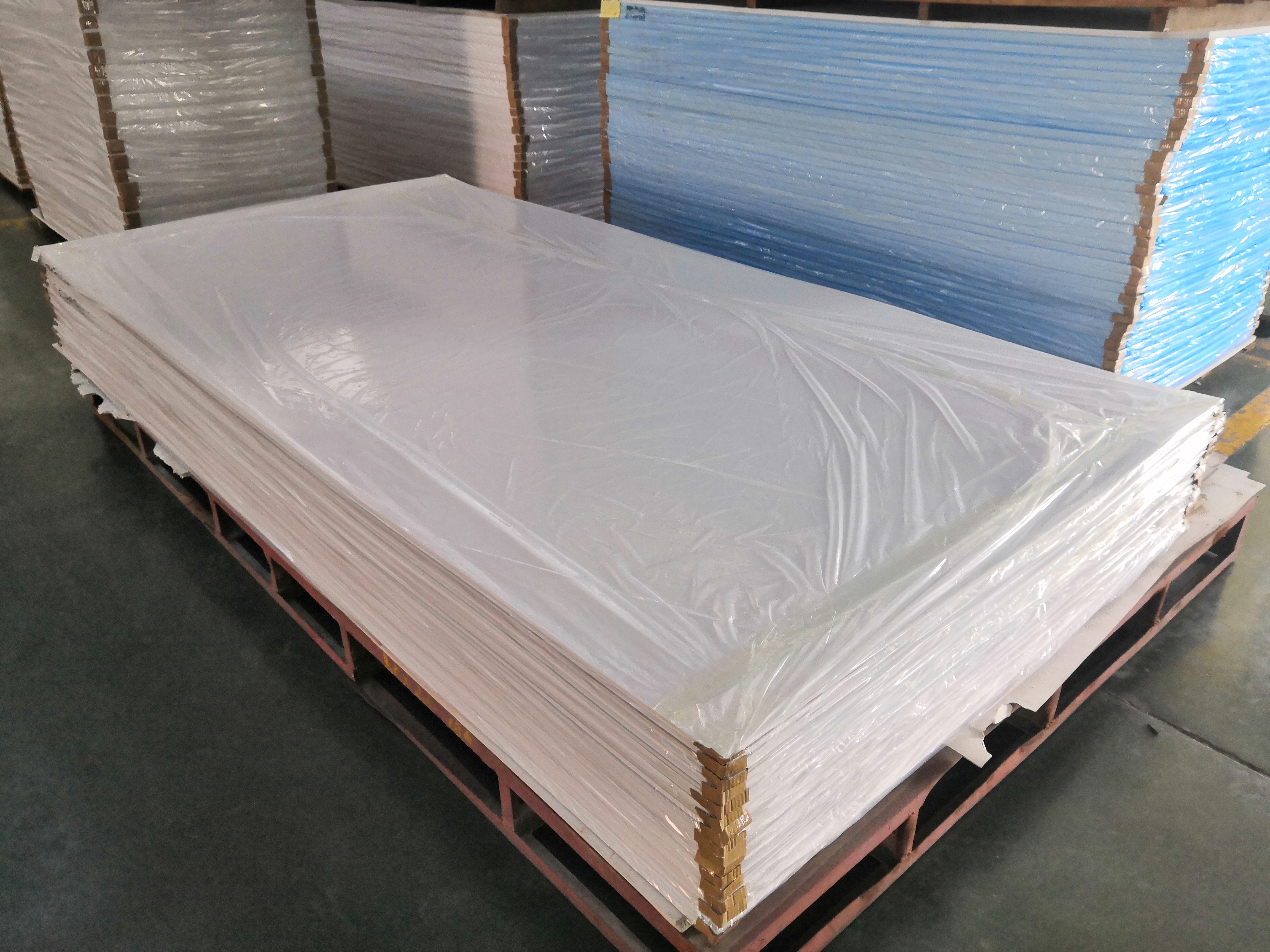 HuaMing factory 1220X2440mm 4x8ft PVC expanded board