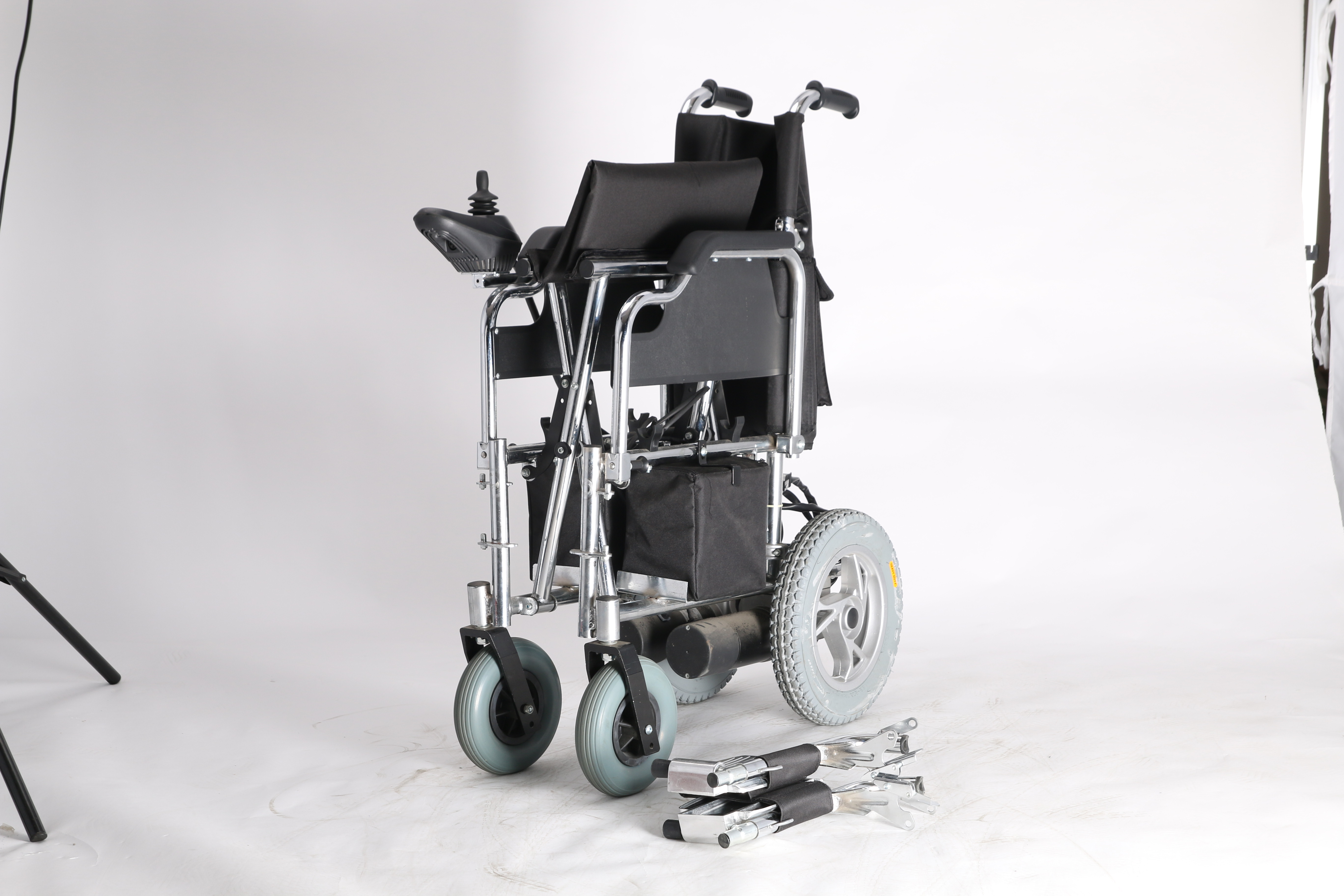 Chrome steel folding frame Electric Wheelchair Folding for The Home Care