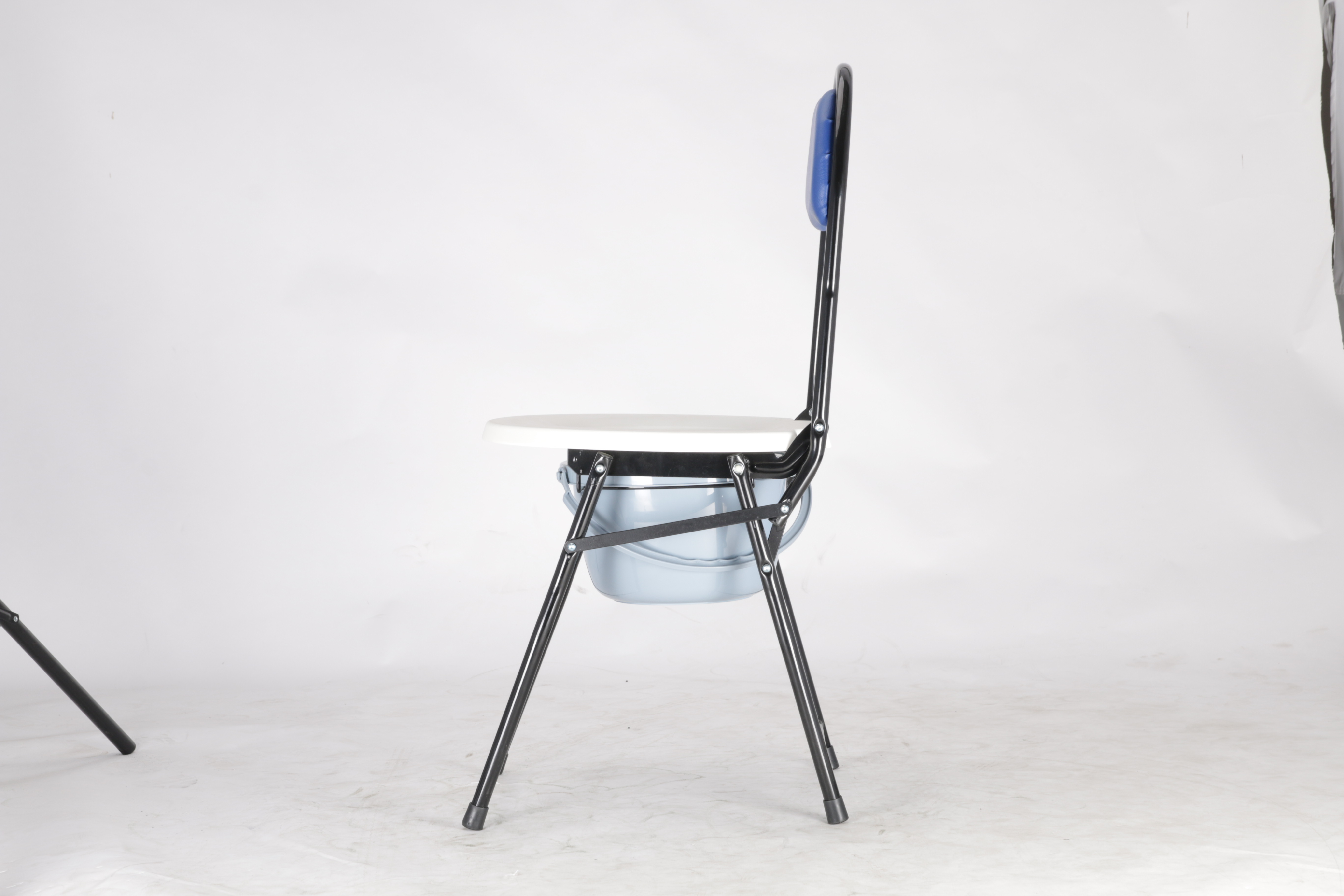 Steel Commode Chair with powder coated foldable frame