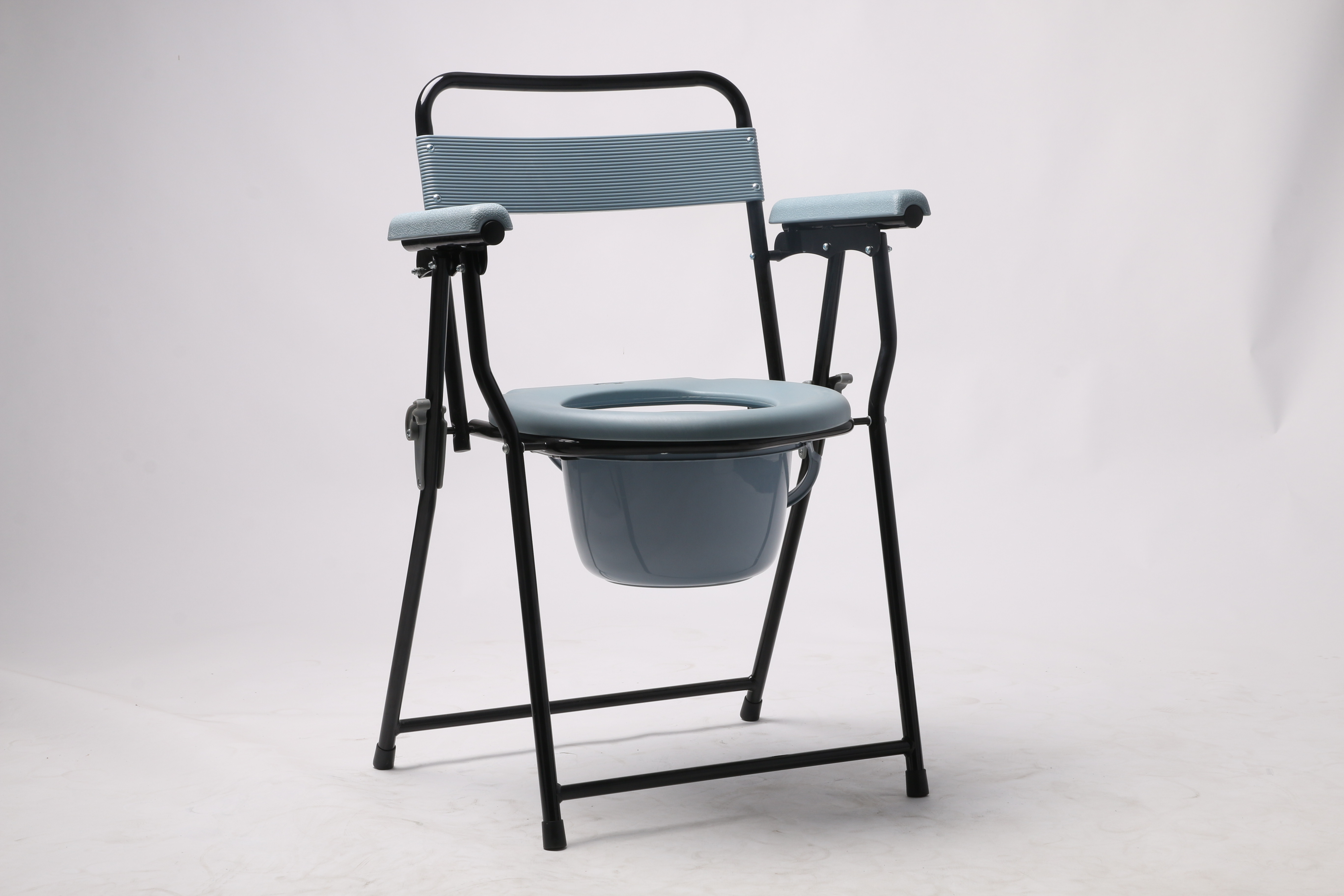 Powder coated steel Foldable Commode Chair Wheelchair Rehabilitation Therapy Supplies