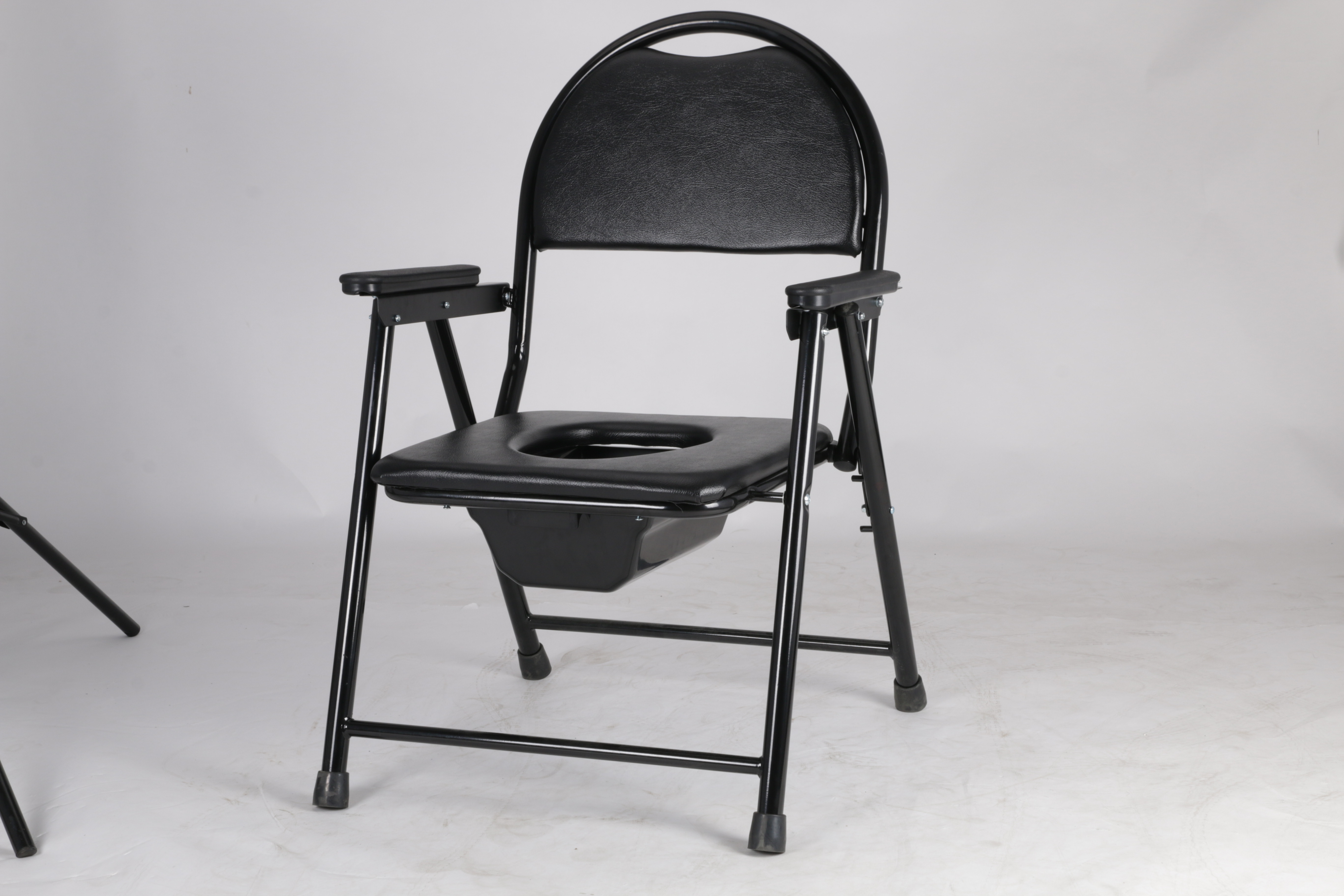Powder coated steel Foldable Commode Chair Rehabilitation Therapy Supplies Delivery Time 20 - 45 Days