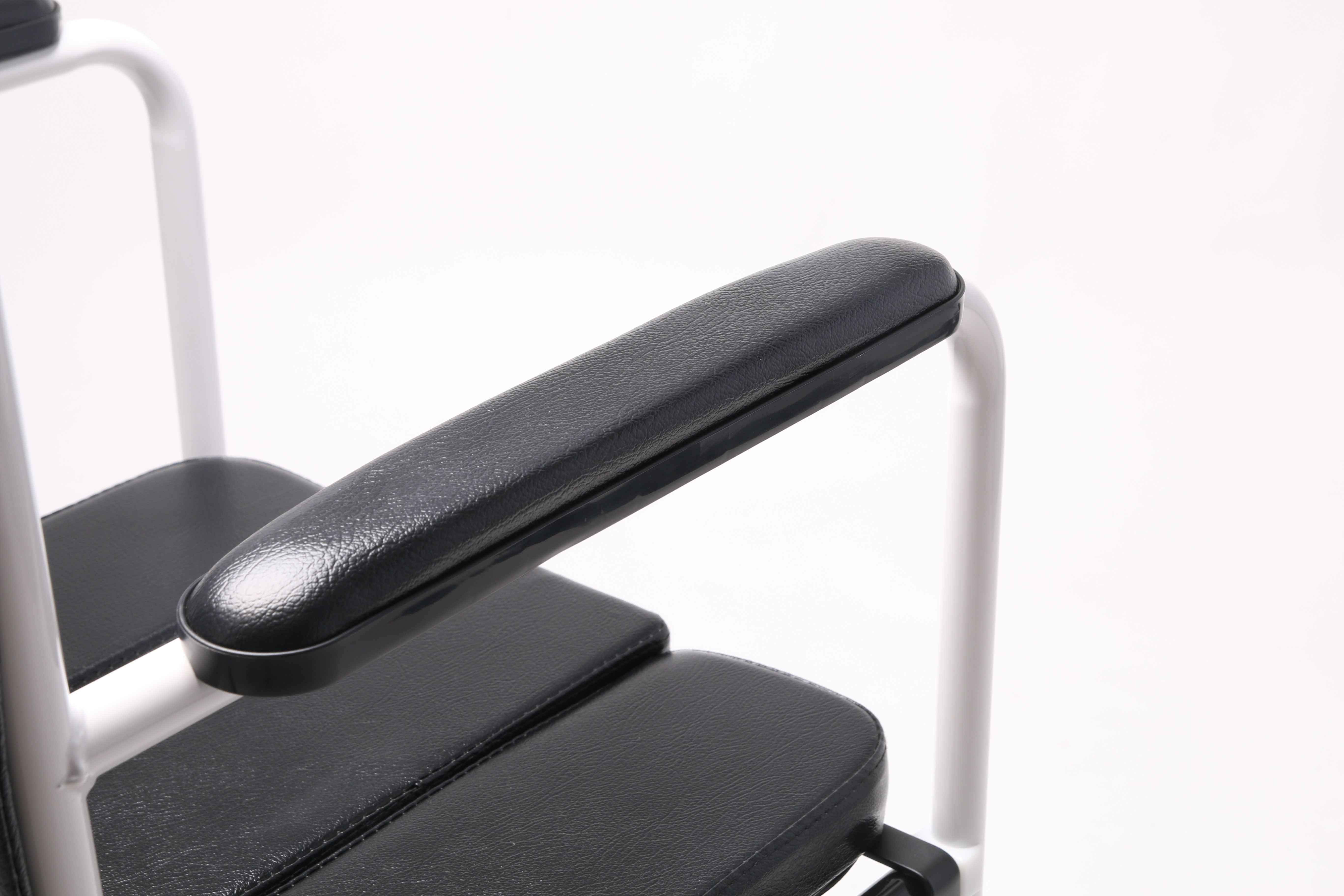 Supply Powder coated steel Foldable Toilet Commode Chair Wheelchair ...