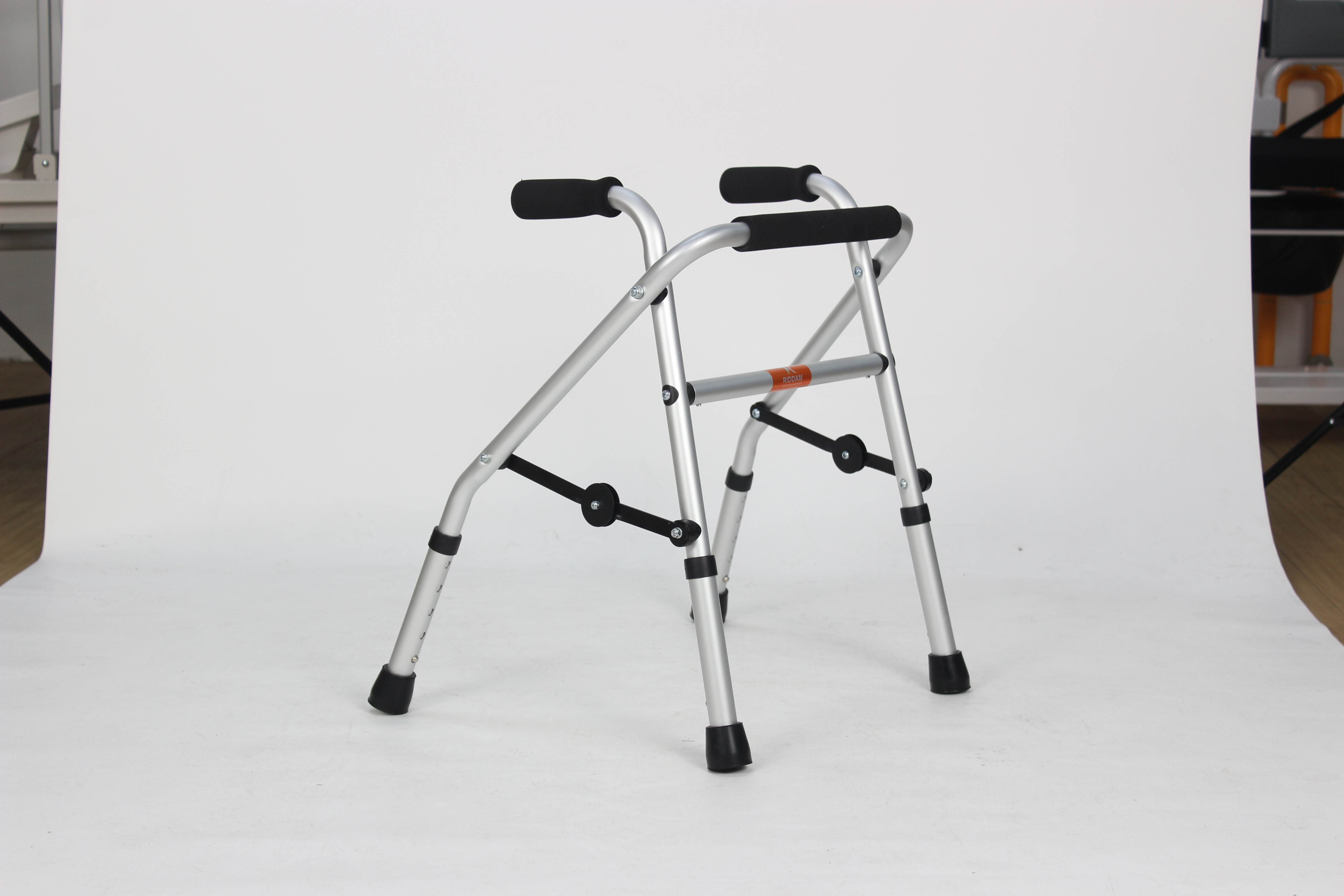 Aluminium Heavy Duty Frame Folding Walker