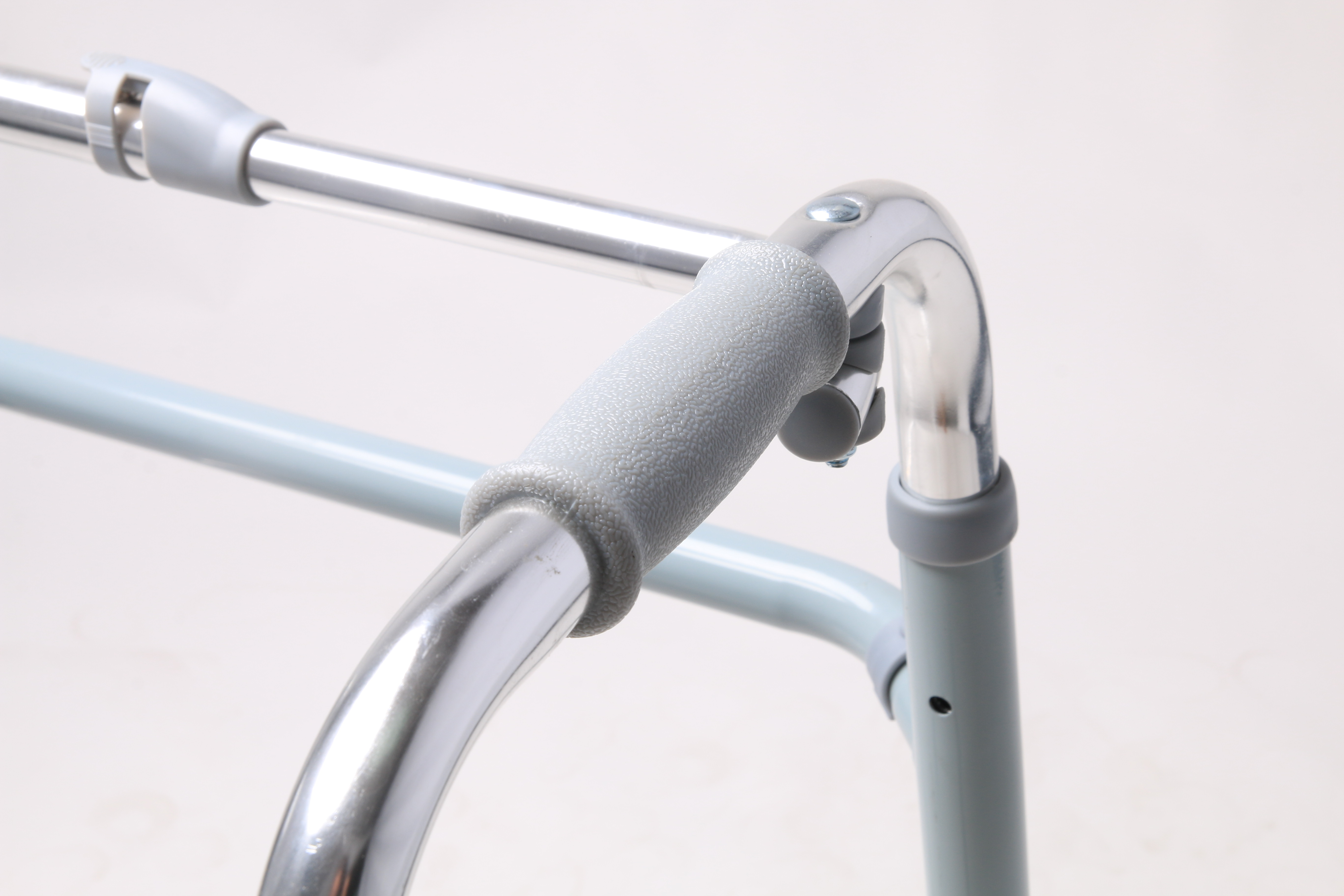 Best Selling Aluminium Folding Walker