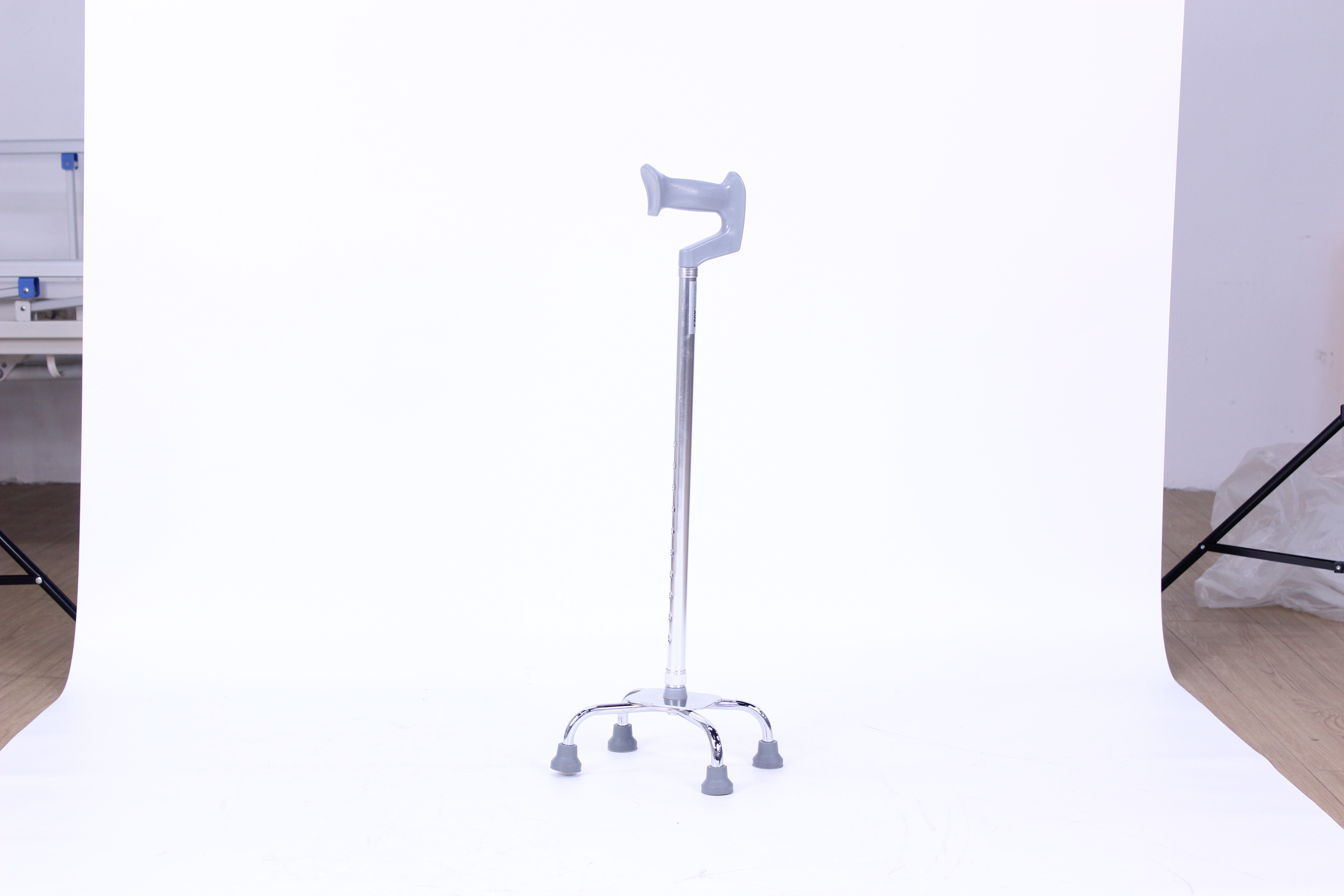 Aluminum Walking Stick Cane with Four Feet