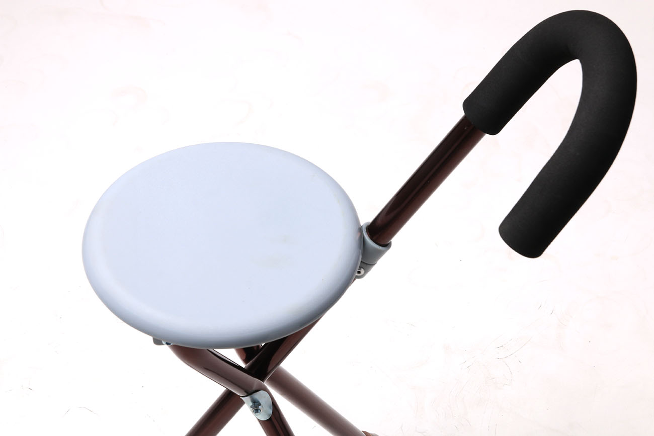 Adjustable elderly aluminium alloy walking stick with seat