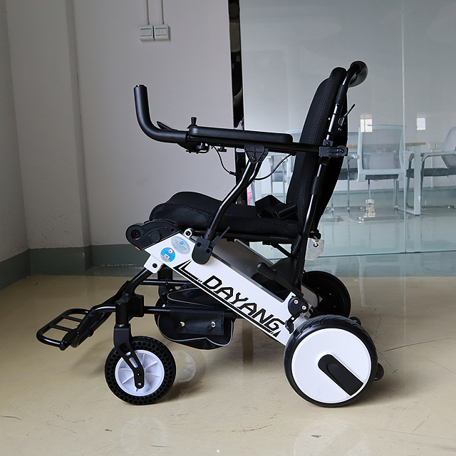 Heavy Duty Brushless Power Electric Wheelchair Folding for Europe Market
