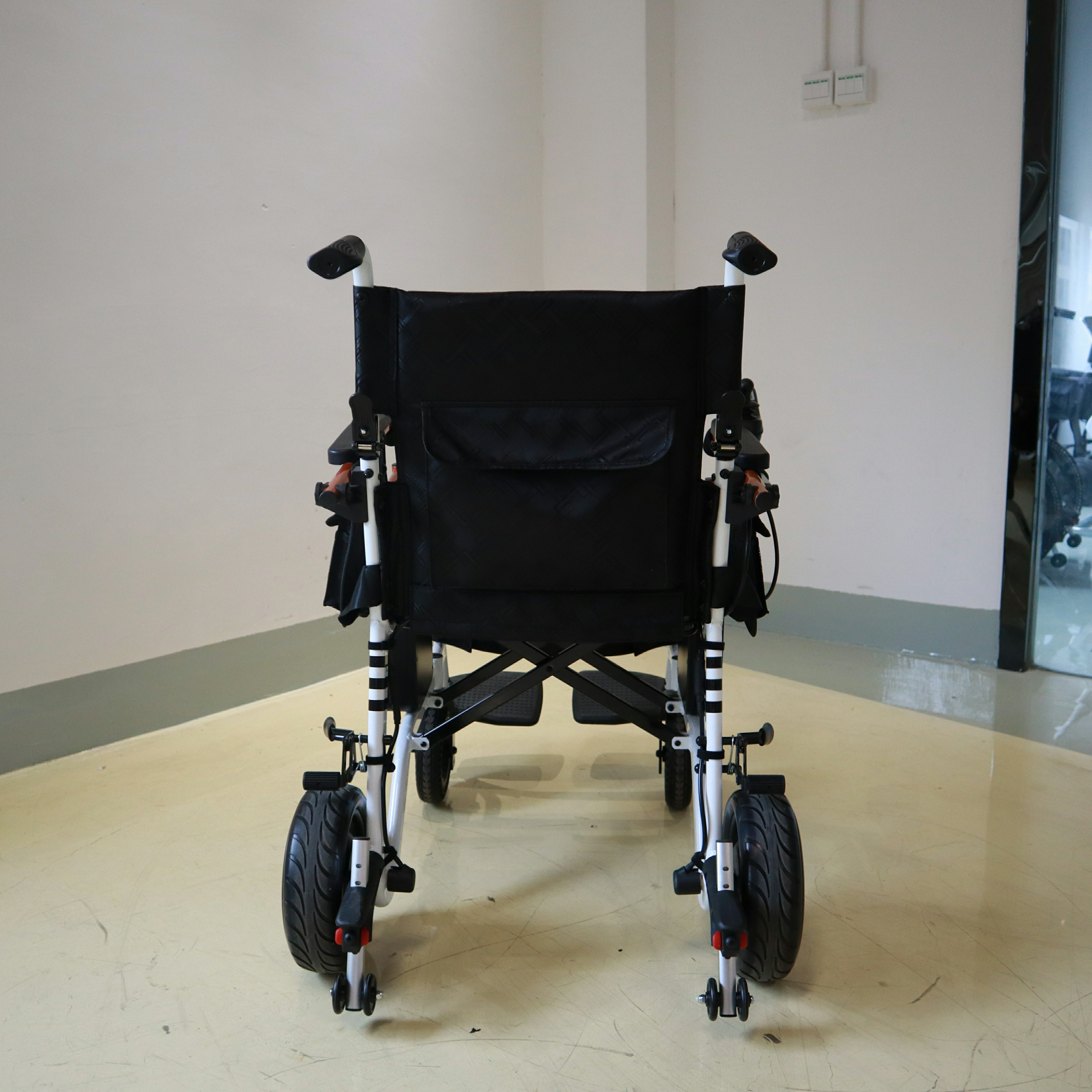 20KG Brushless Light Electric Wheelchair Folding with Flip up Armrest Detachable Battery