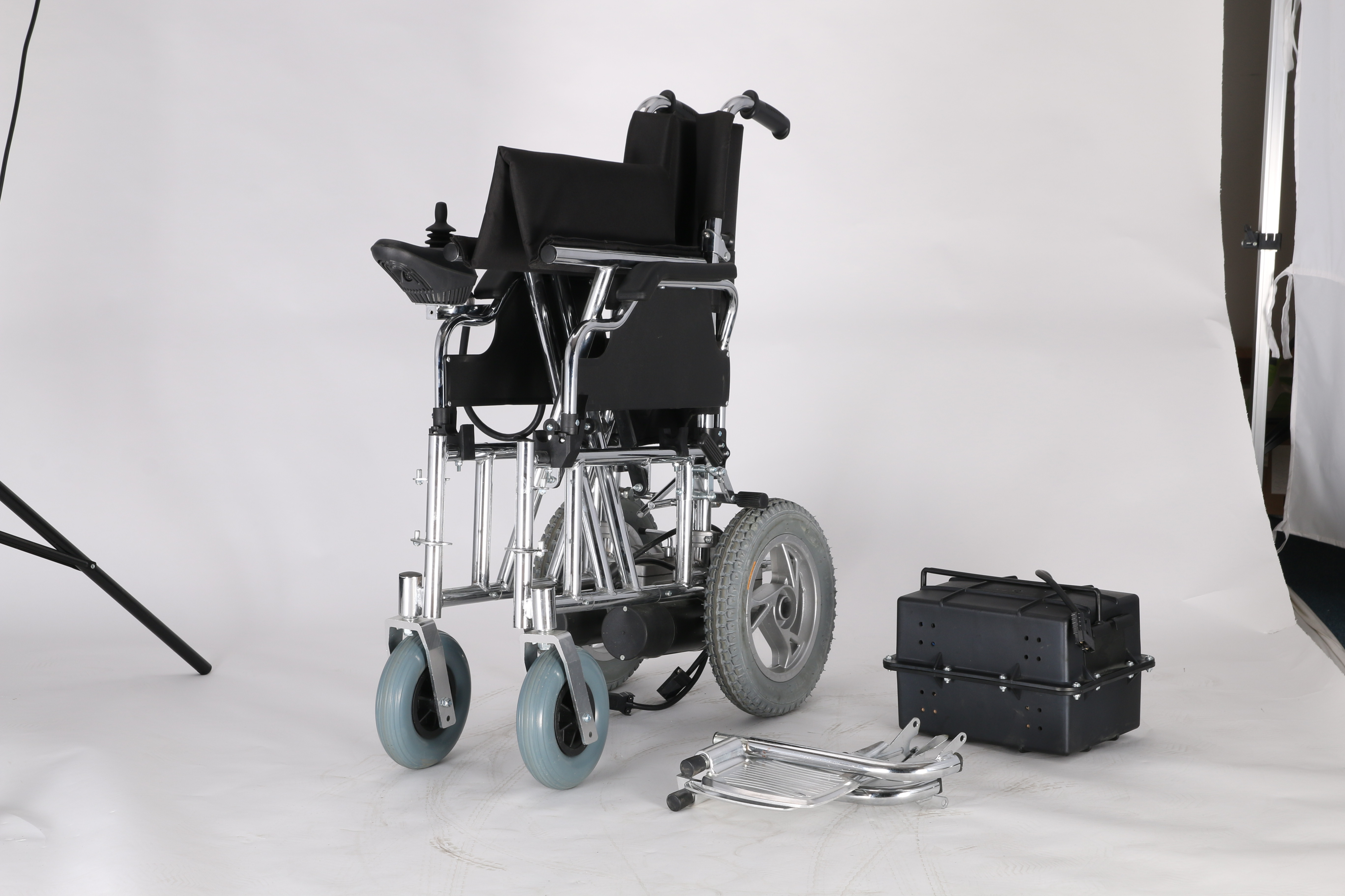 Economic Heavy Duty Strong Electric Wheelchair