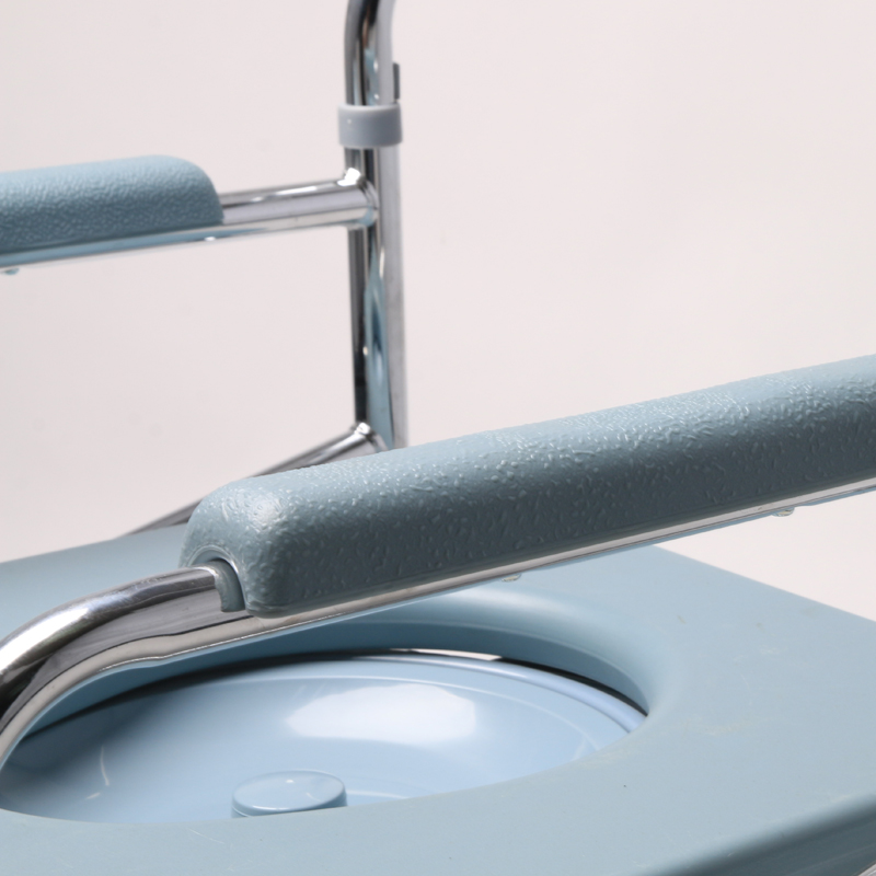 Folding Height Adjustable Pedal Brake Chrome Toilet Chair Wheelchair COMMODE CHAIR