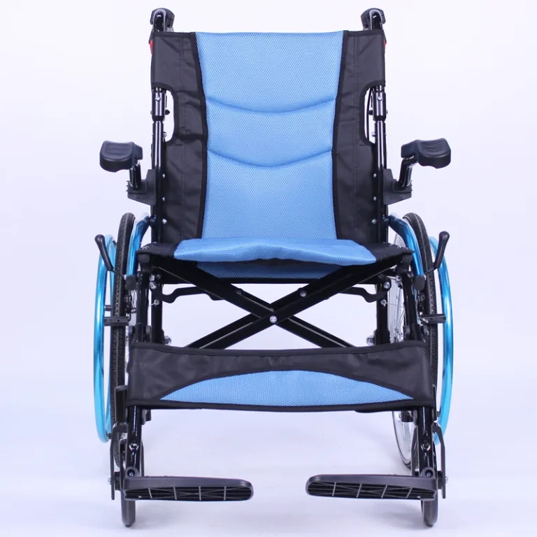 Aluminium Wheelchair Suppliers-Custom Medical Aluminium Wheelchairs - Dayang