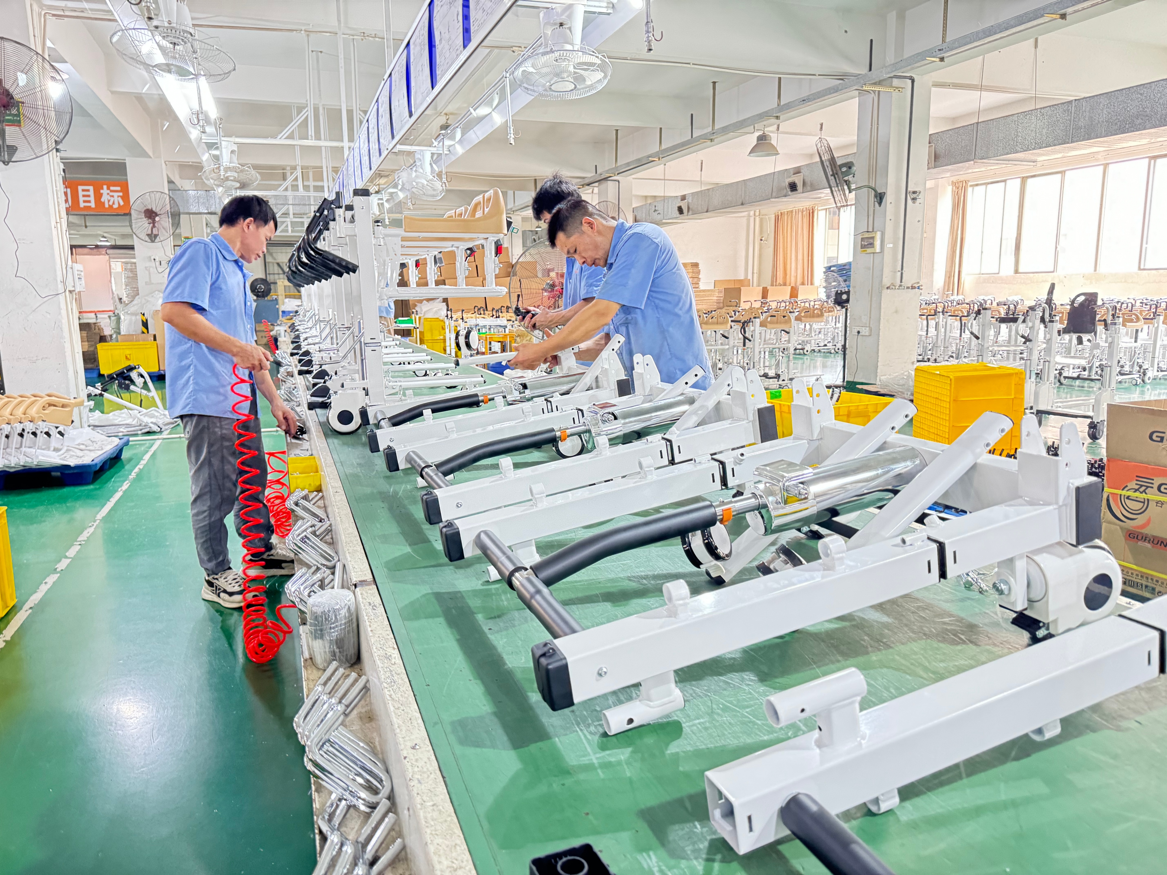 patient transfer chair(1)-800.jpg