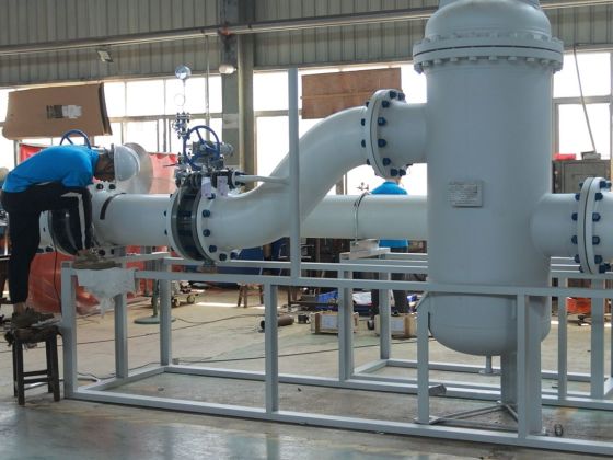 Steam pressure and temperature reducing skid