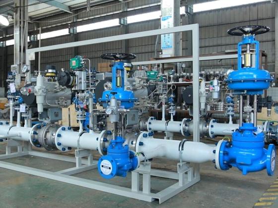 Gas pressure regulating module