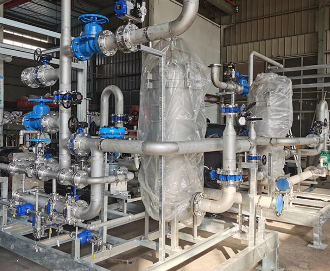 Skid mounted pumping system