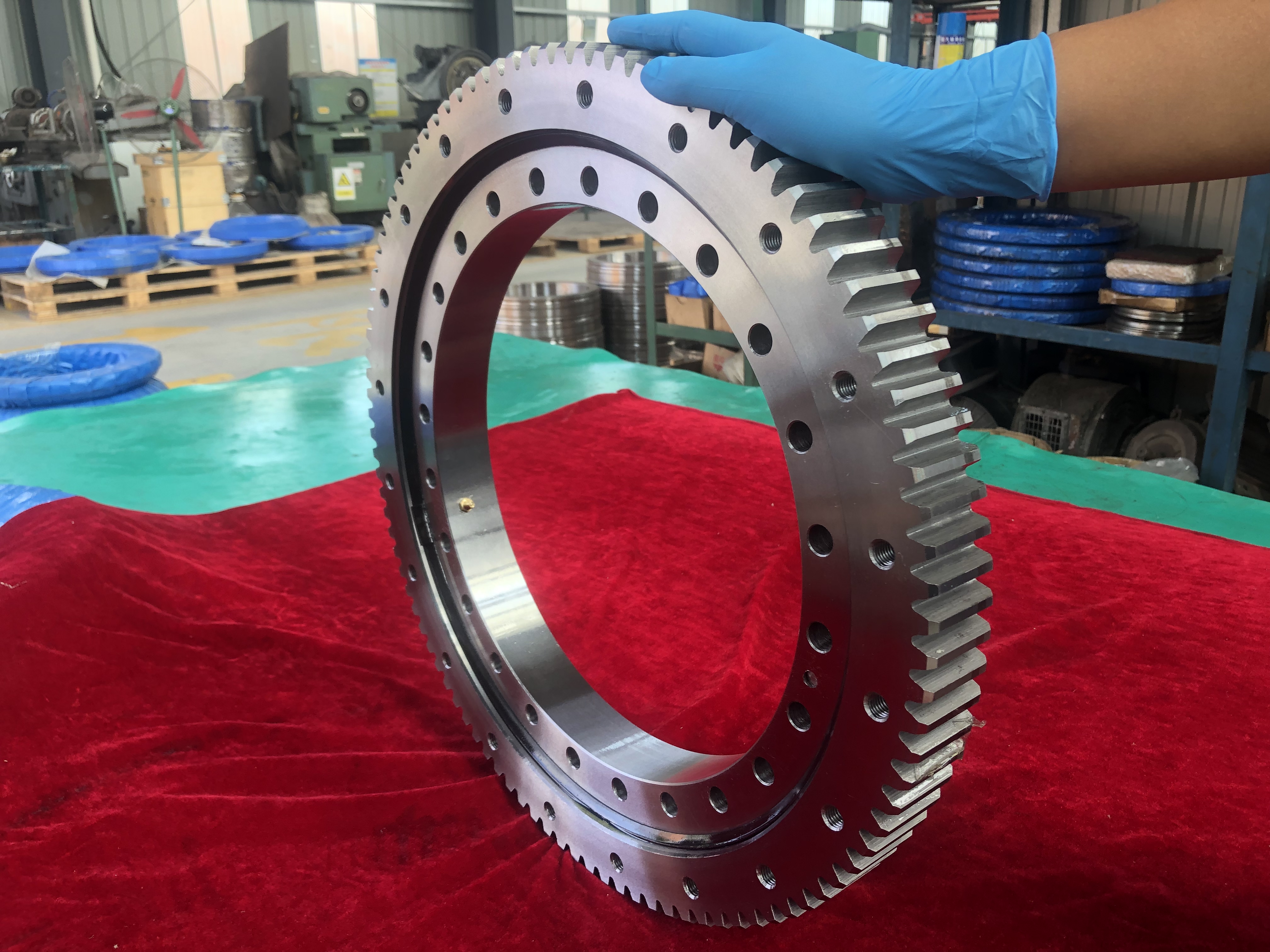 Design Custom External Gear Slewing Ring