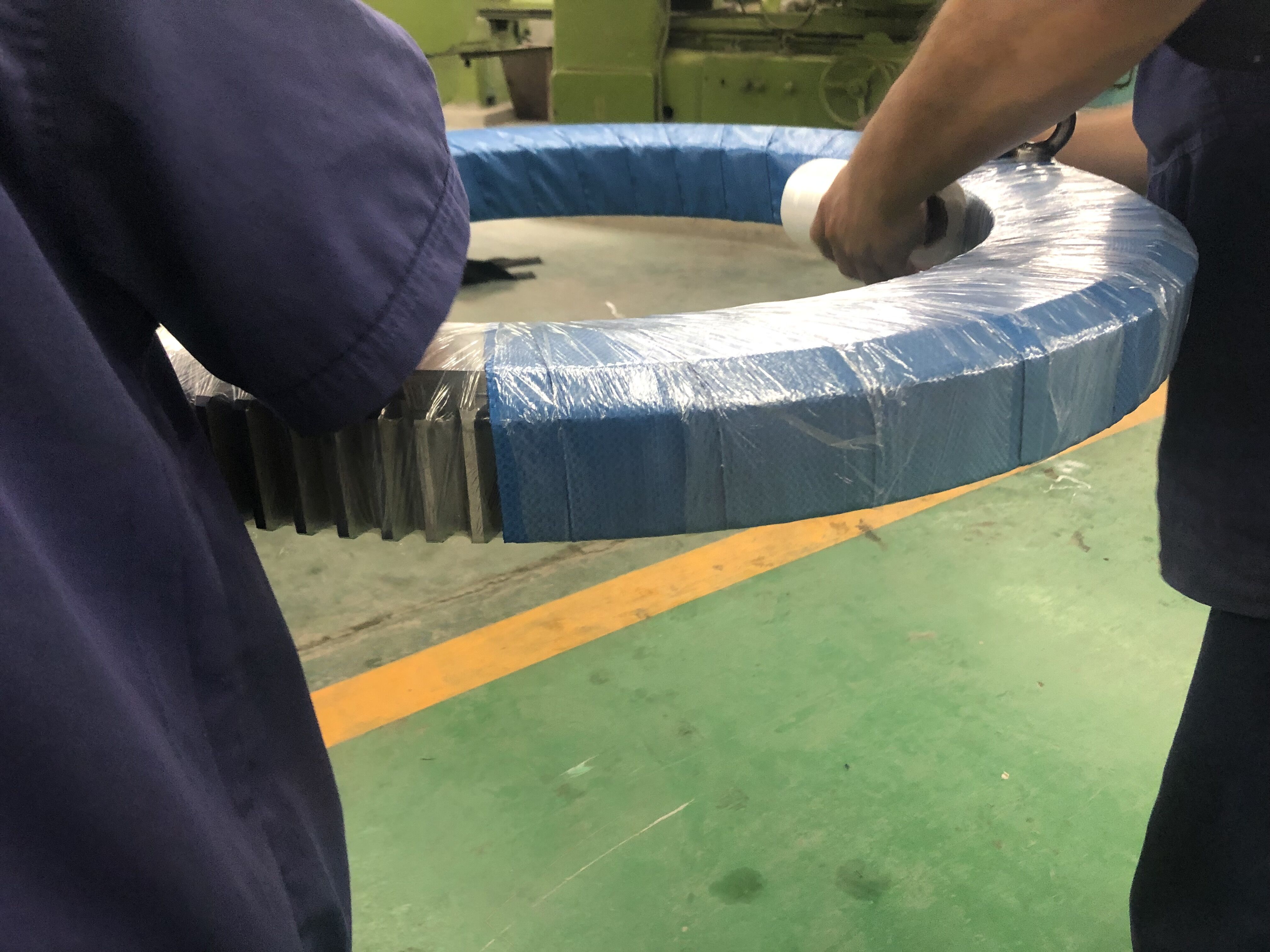 Design Custom External Gear Slewing Ring
