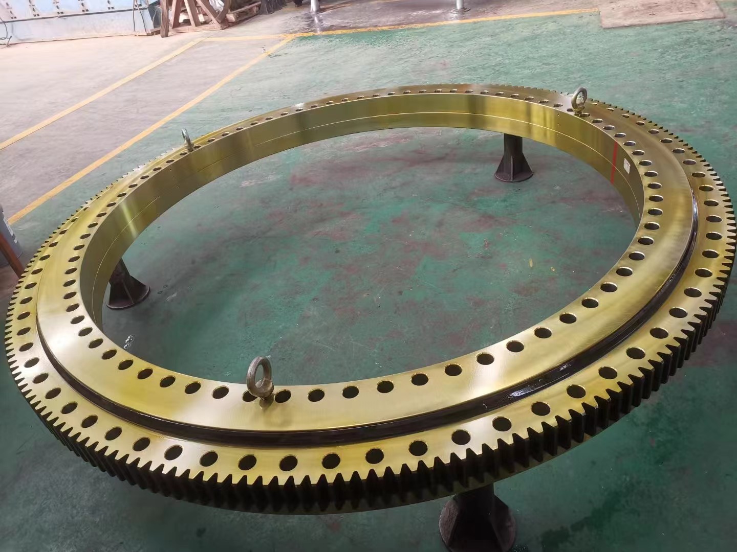 triple-row roller slewing bearings
