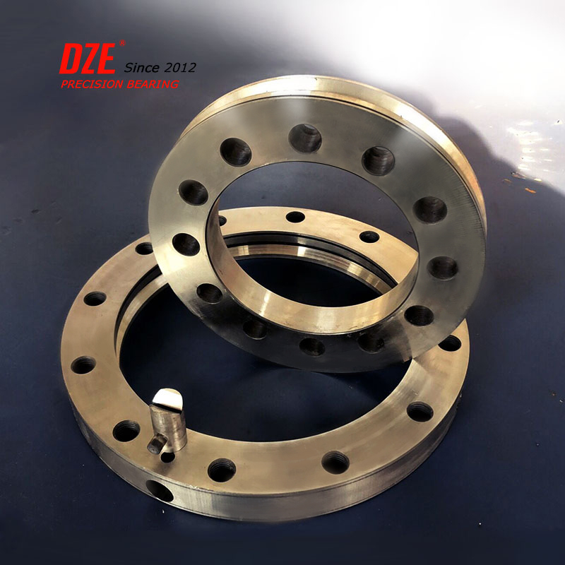 XU120222 Cross Roller Slewing Bearing in Stock