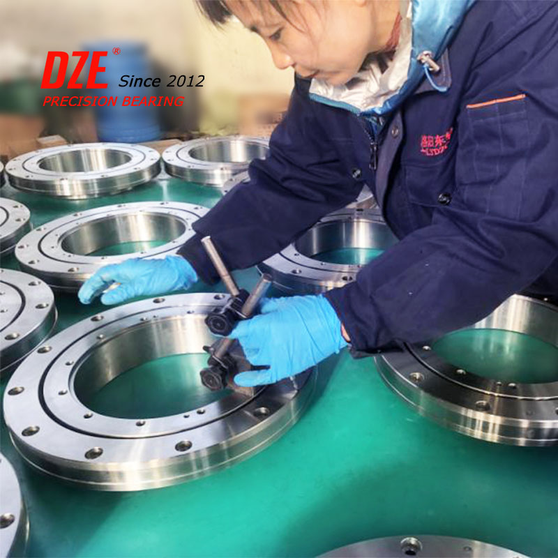 four point contact bearing