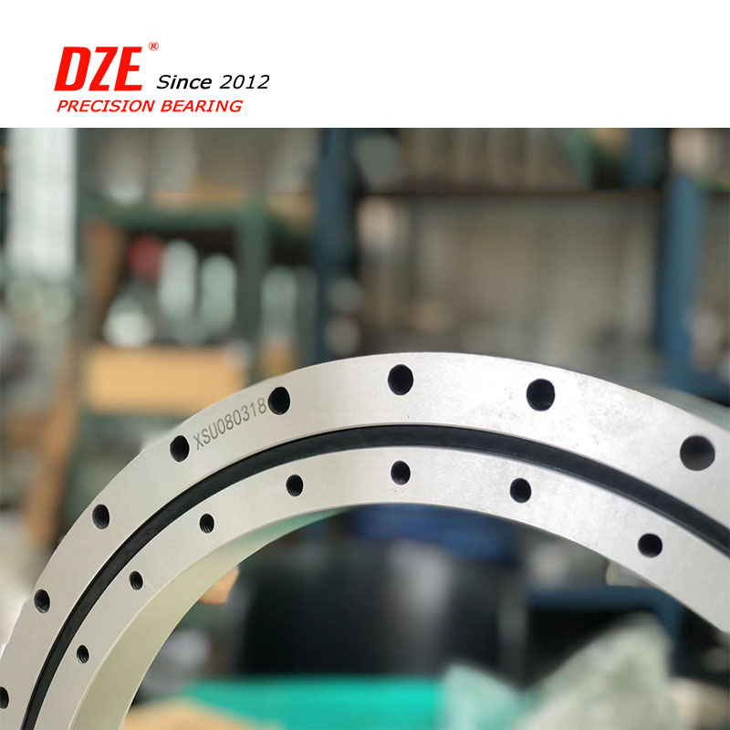 XU120222 Slewing Bearing