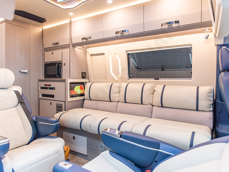 Можно ли нанести прозрачную защитную пленку на поверхность ПВХ-панели?