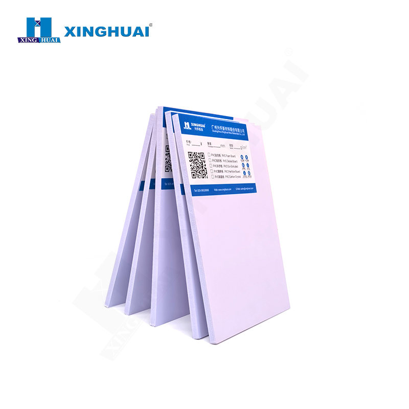 ألواح فاصلة من مادة مادة PVC للجدران المزخرفة