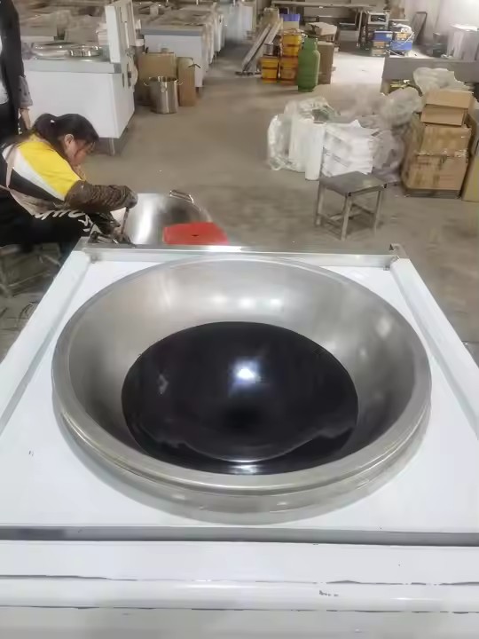 SEMIKRON 20-50KW Big Induction Heating Wok Stove Commercial Cooking Wok Smokeless Design