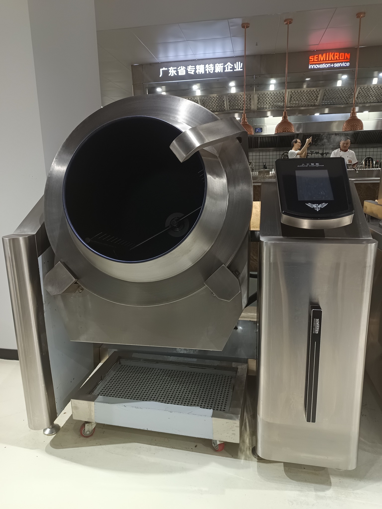 Large drum-type fried rice Wok and stir fry machine, AI cooking Robot suitable for Indian canteens
