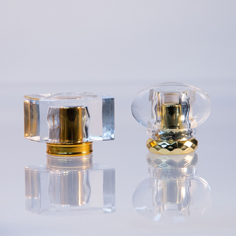 Perfume Bottle Gold Lid Design with Crown Cap