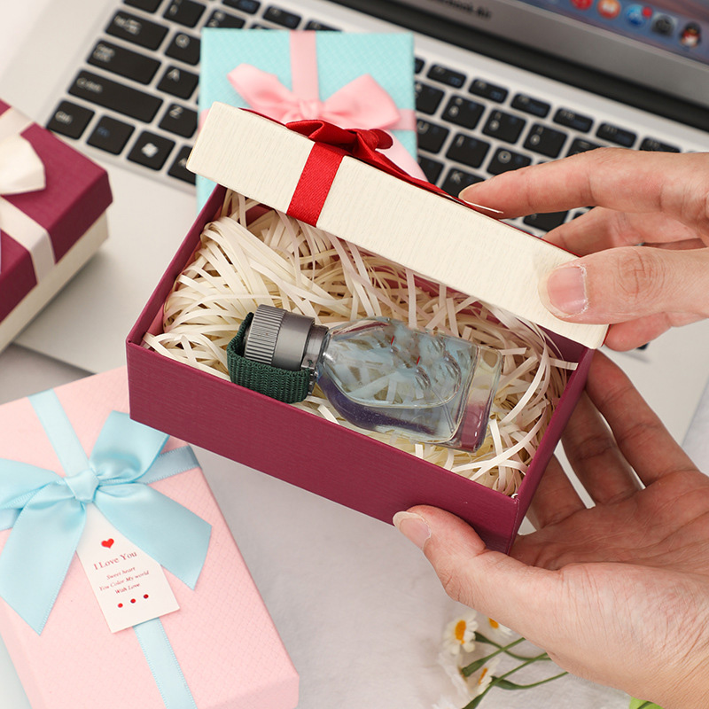 Custom Gift Cardboard Creative Cosmetic Perfume Packaging Paper Box