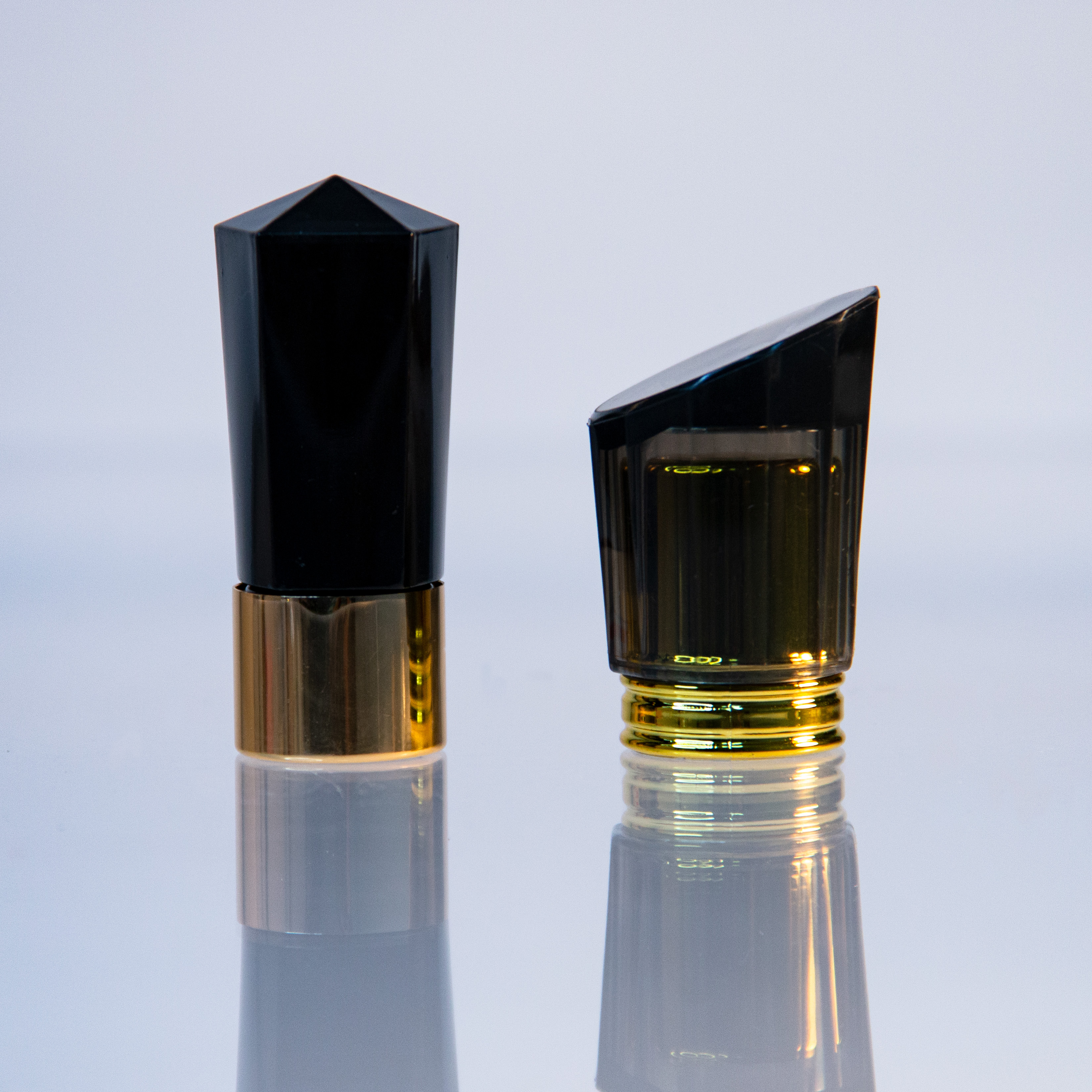 Unique Sophisticated Black Perfume Bottle Lid