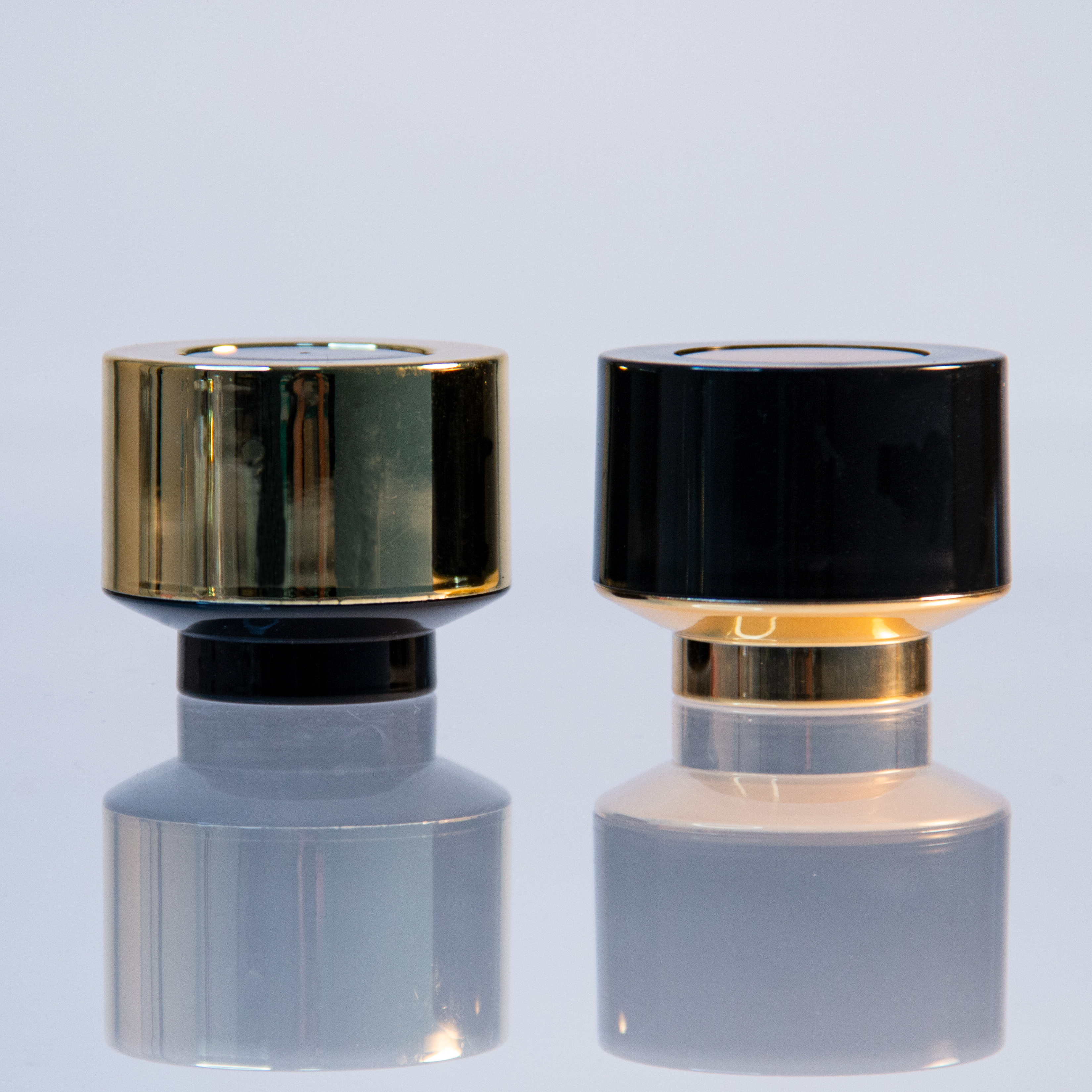 Premium Unique Shape Black and Gold Perfume Bottle Cap