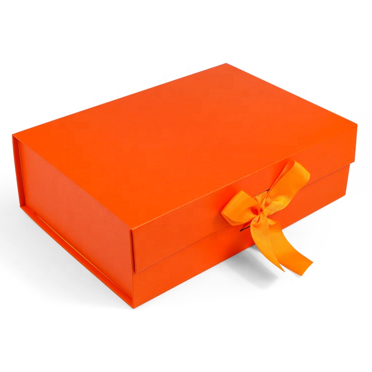 Magnetic Closure Folding Box