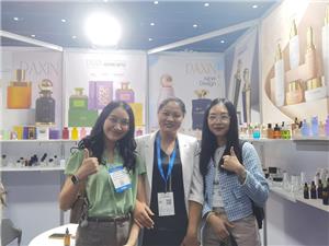 Exploring Elegance: Daxin Glass Presents Signature Bottles and Packaging at COSMOPROF CBE Bangkok