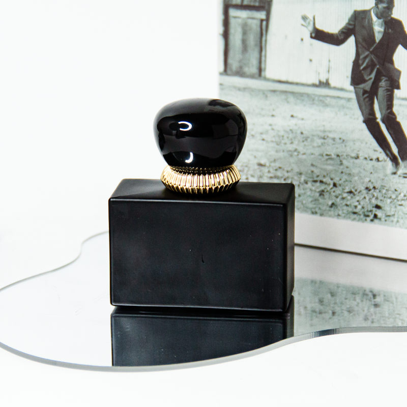 perfume bottle black