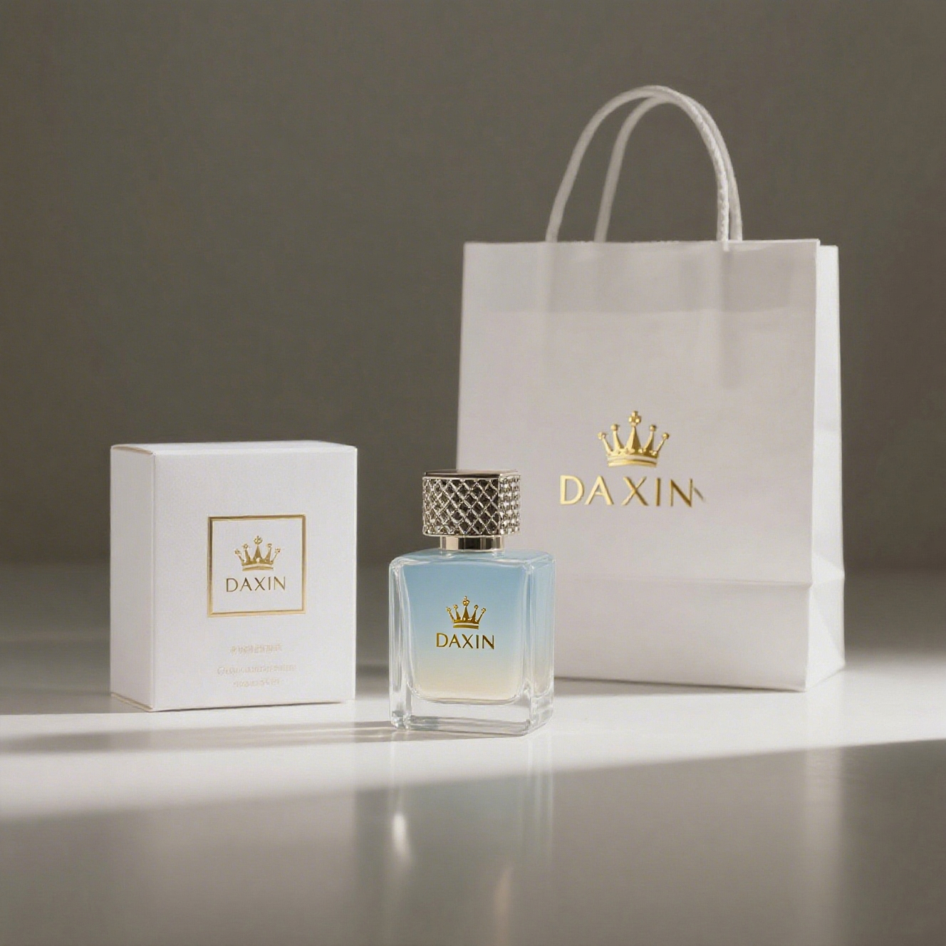 Custom Logo Modern Box Packaging 30ml 50ml 100ml Amber Glass Perfume Bottles with Spray